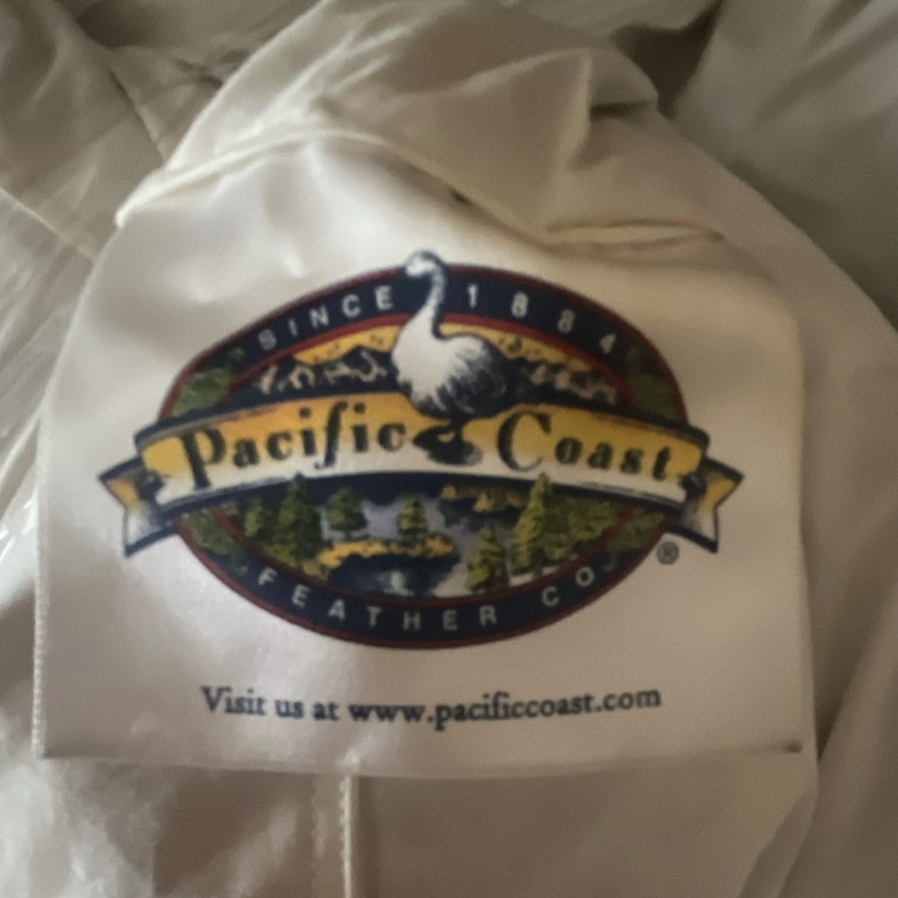 Pacific Coast White Duvet Insert Bedroom Single Piece Set Includes Duvet Insert