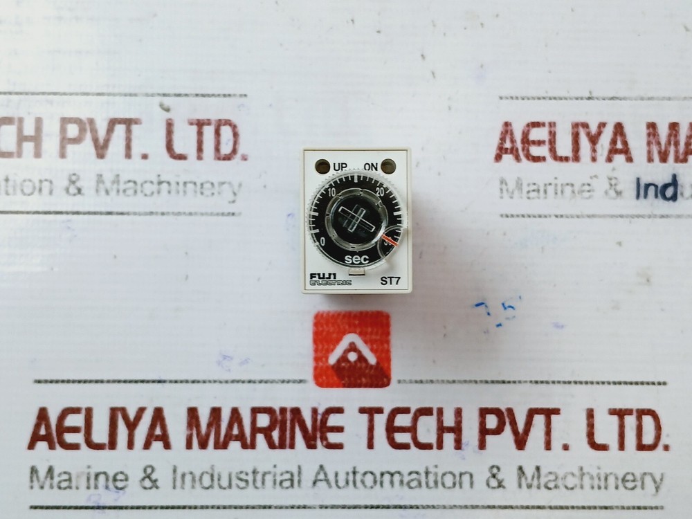 Fuji Electric ST7P-2 Timer Relay 0-30 Sec MS7P2-A13T