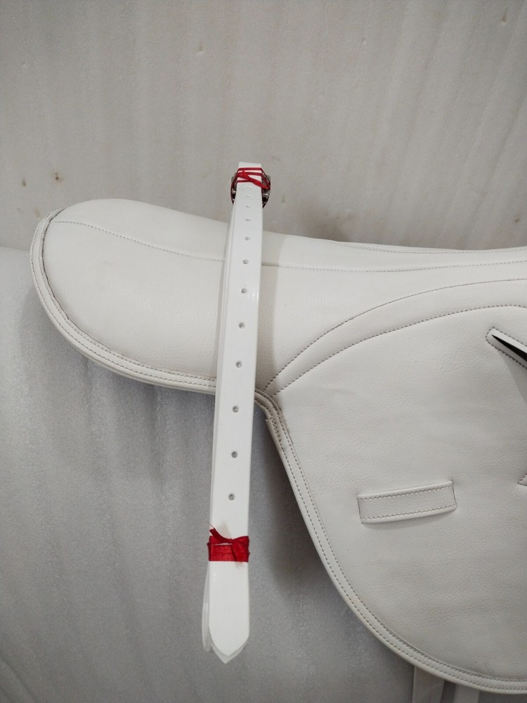White Synthetic Race Exercise Tack Saddle Light Weight With Stirrup & Strap.