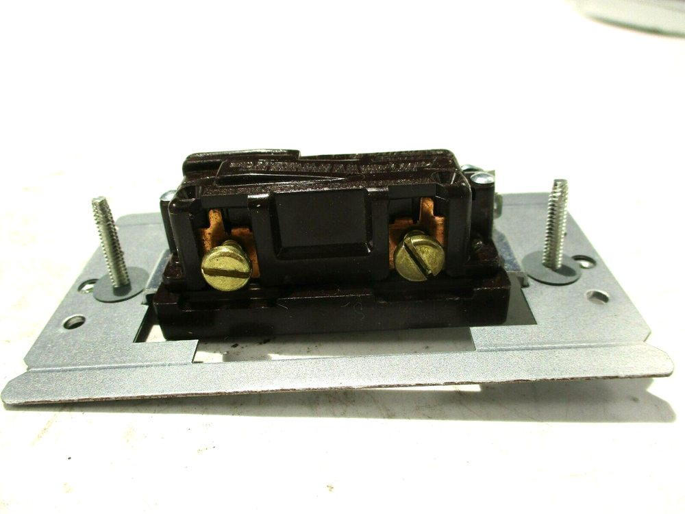 NEW LUTRON LUMEA LU-1PS BASIC SWITCH COMPONENT W/OUT WALLPLATE