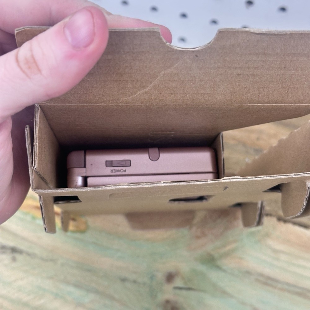 Nintendo DS Lite Video Game Console Metallic Rose CIB