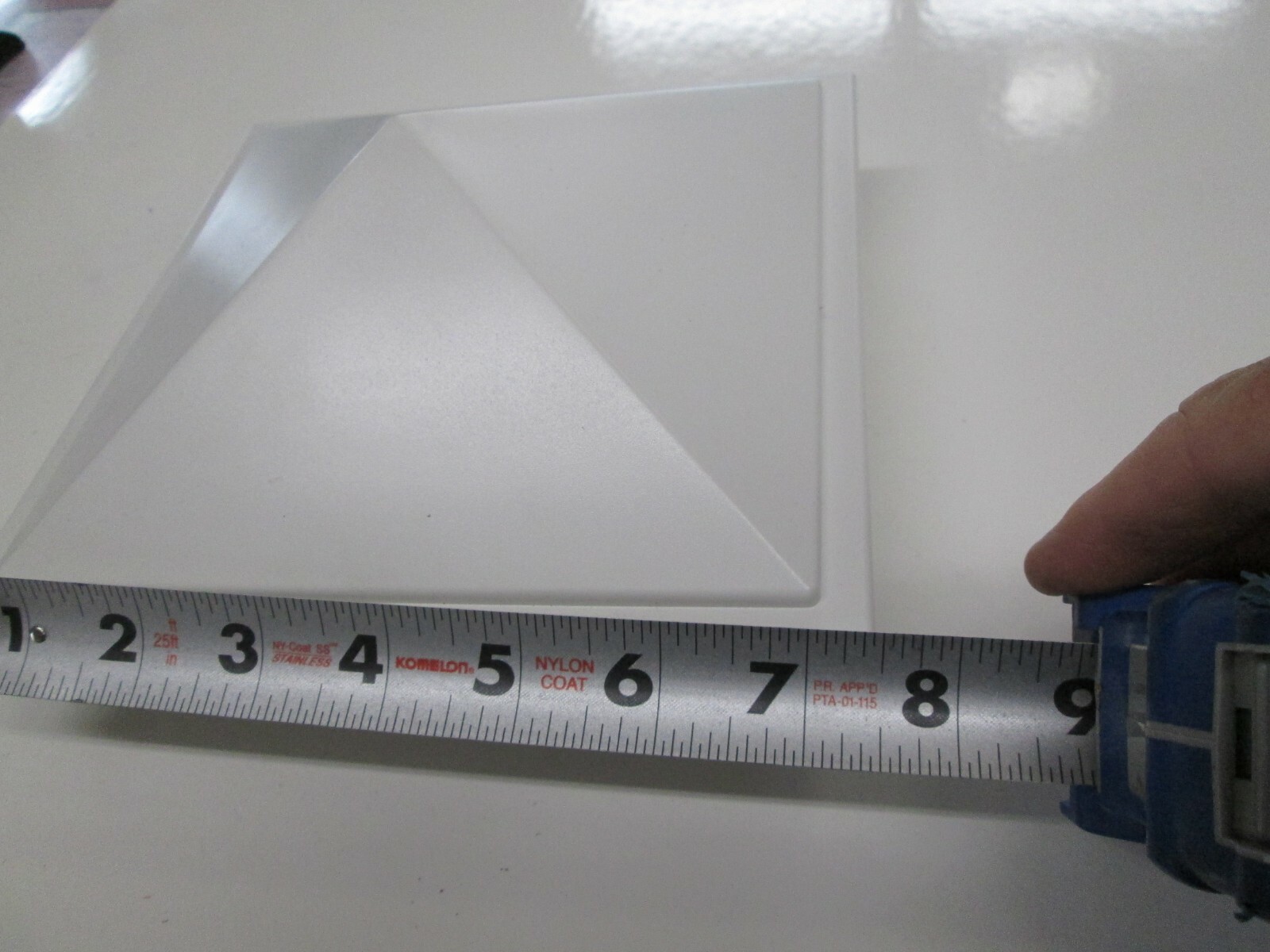 TREX WHITE 6 X 6 PYRAMID POST SLEEVE CAP 5.5 X 5.5 INSIDE MEASUREMENT