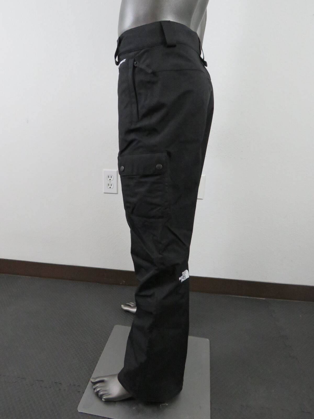 Mens The North Face Slashback Cargo Ski Board Shell Waterproof Snow Pants Black