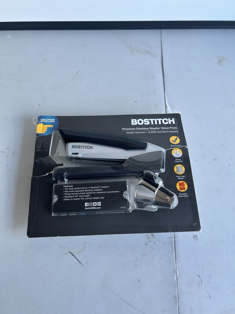 Bostitch Premium Desktop Stapler Value Pack Staple Remover + 5000 Staples- NEW
