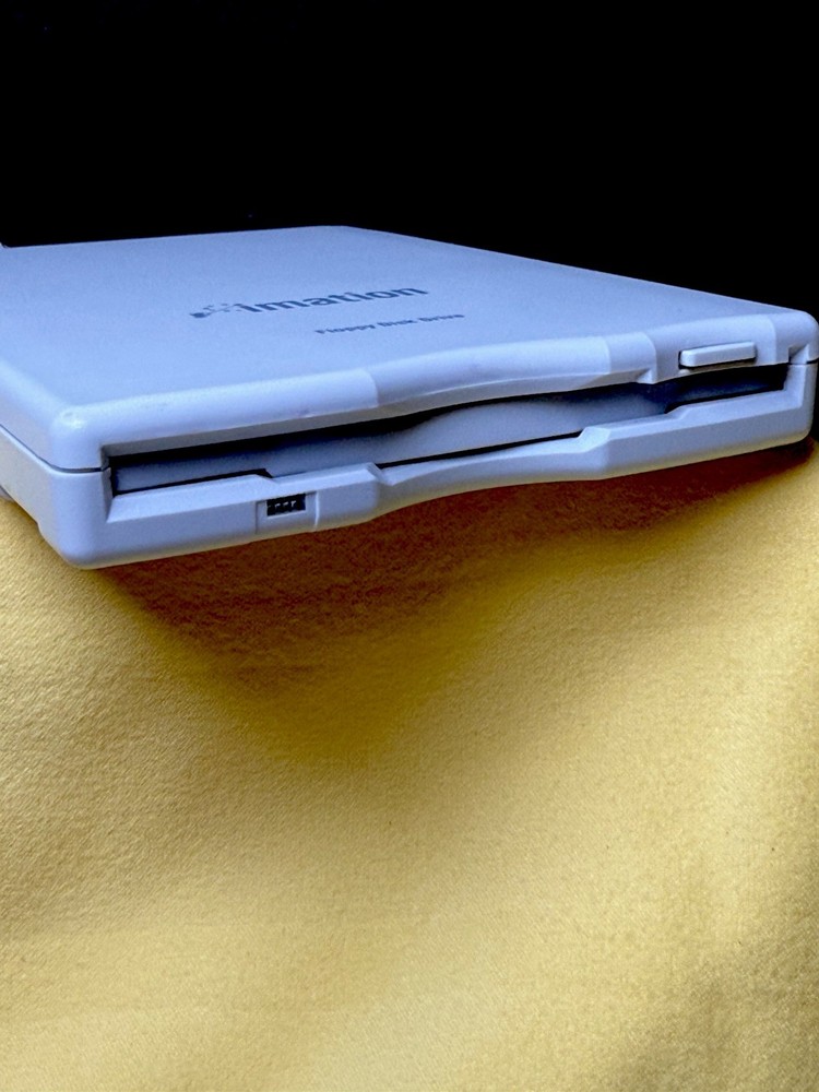Imation USB External 3.5” Floppy Disk Drive D353FUE Mitsumi Tested