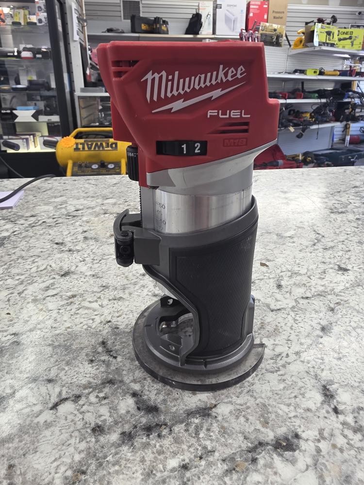 MILWAUKEE TOOLS 2723-20 READ DESCRIPTION (PS5021223)