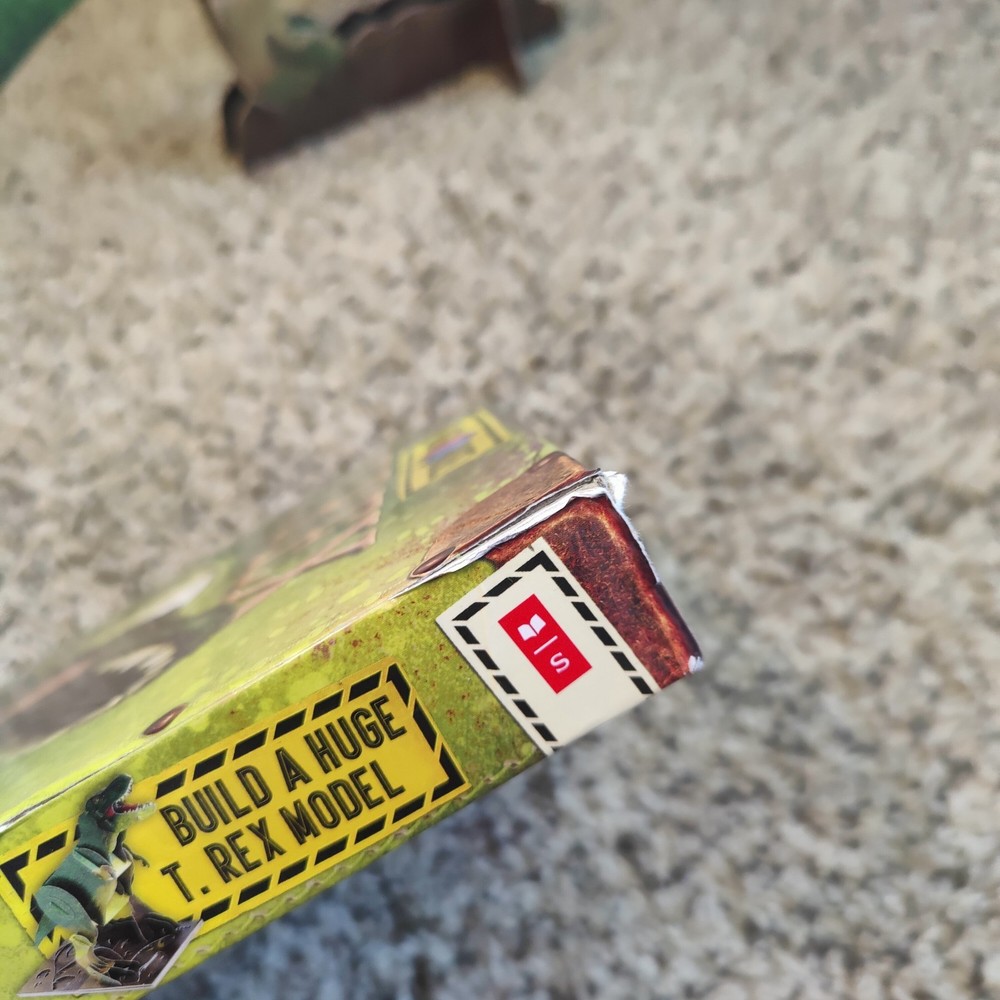Scholastic Mega Model T. Rex 3 FT. Make Your Own Dinosaur*Read*