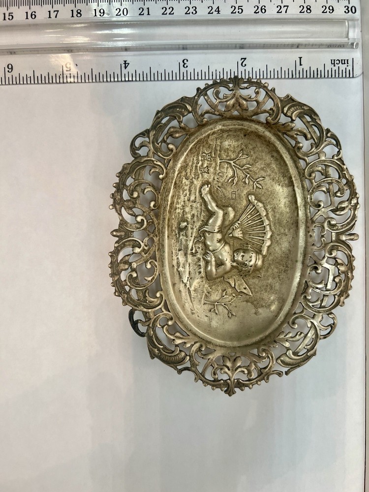 Silver Filgree - Embossed Small Dish featuring - Cherubs and folderol