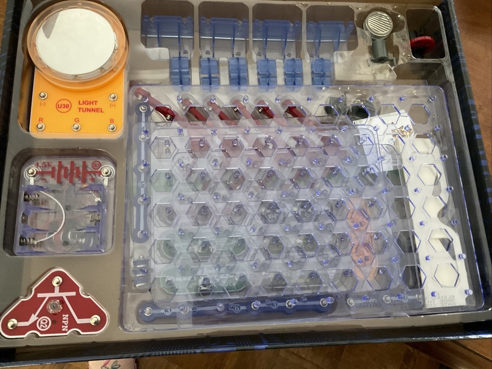 New Snap Circuits 3D Illumination Elenco Snap Circuits