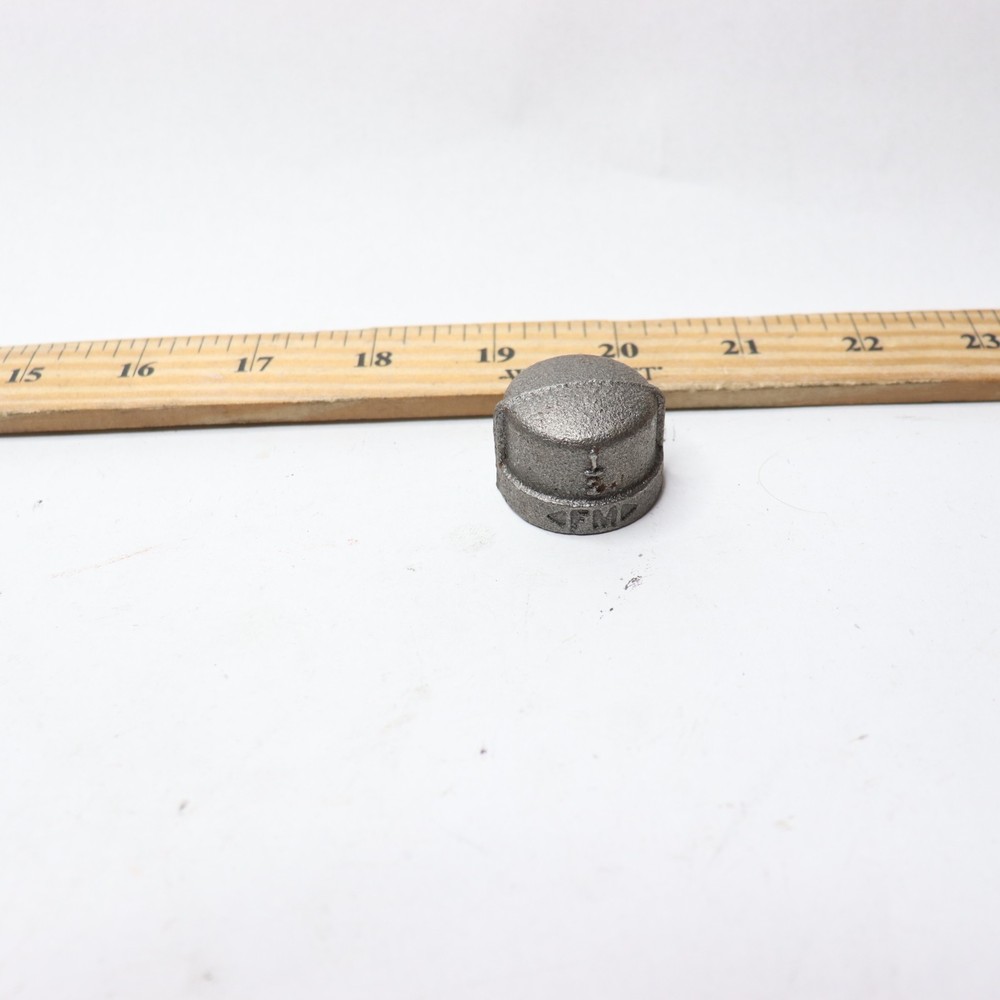 Malleable Cap Fitting Black 1/2"