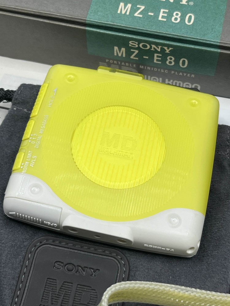 SONY MZ-E80 MD Walkman Portable Minidisc Player Silver - Working