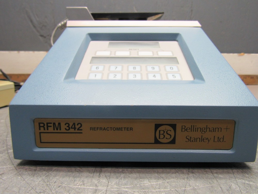 Bellingham + Stanley RFM342 DIGITAL LABORATORY REFRACTOMETER 25-342 NICE TAKEOUT