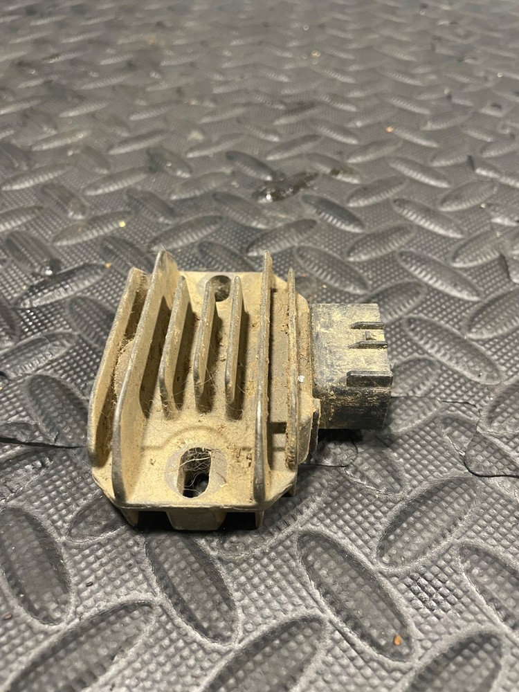 2004 Suzuki QuadSport LTZ 400 Voltage Regulator Rectifier