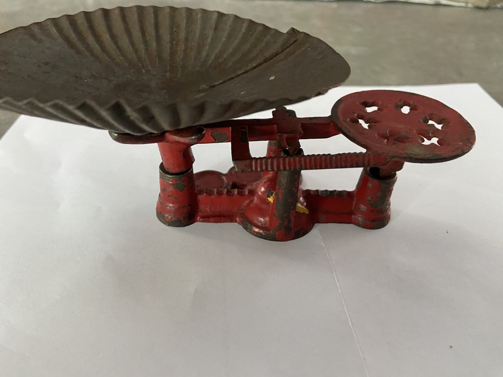 Vtg Miniature Iron Balance Scale no weights