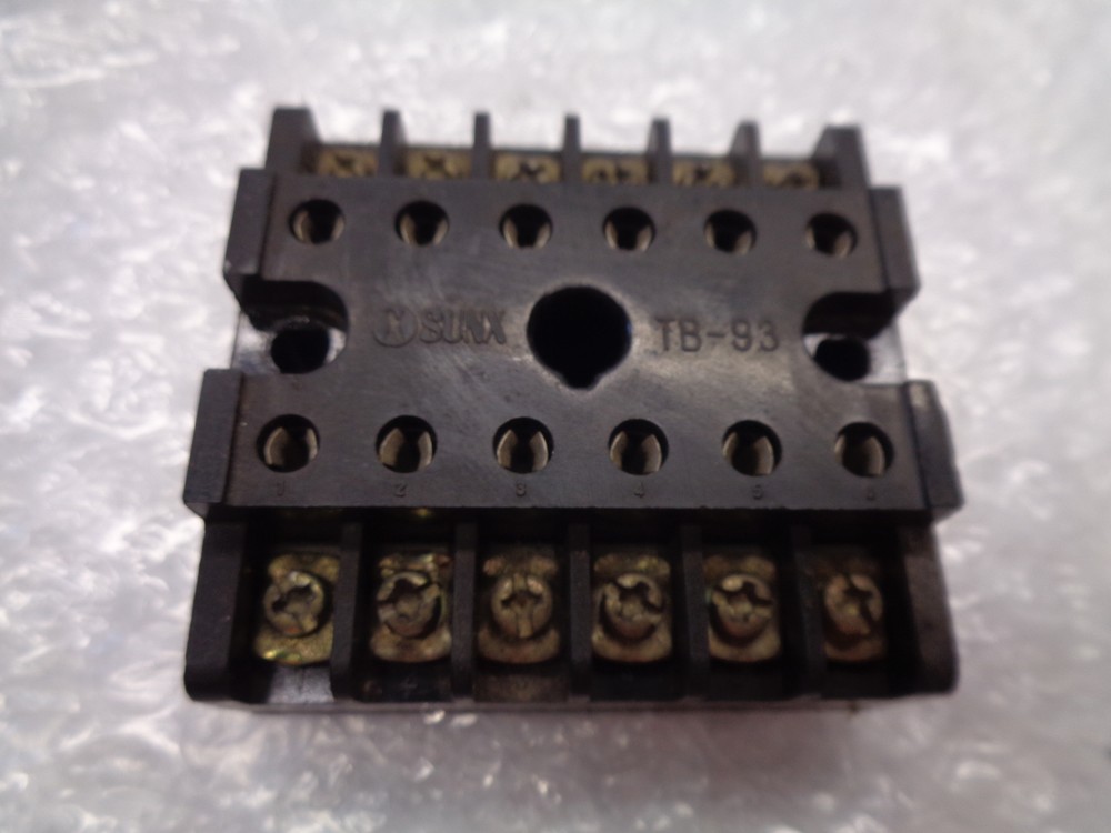 SUNX TB-93 RELAY BASE UNMP