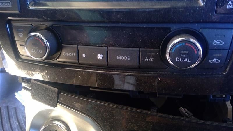 MAXIMA 2016 Fuse Box Cabin 6745