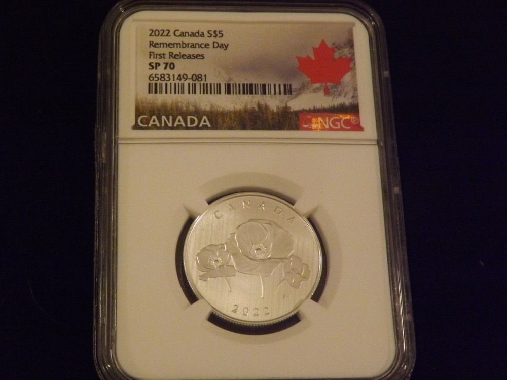 2022    $5  Remembrance   Day           Canada        SILVER          NGC  SP 70