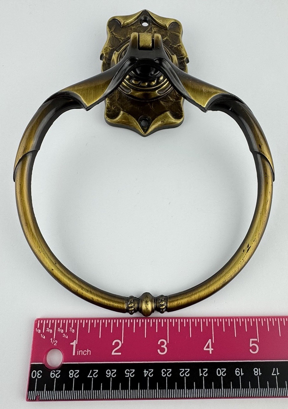 Amerock Carriage House Goldtone Scroll Round Hand Towel Ring 9056-5 Vintage