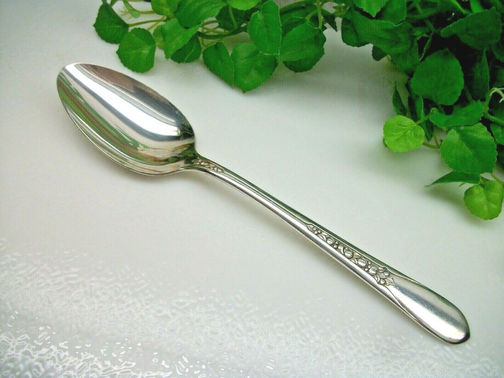 International Rogers Priscilla LADYANN Silverplate Solid Serving Spoon 1941