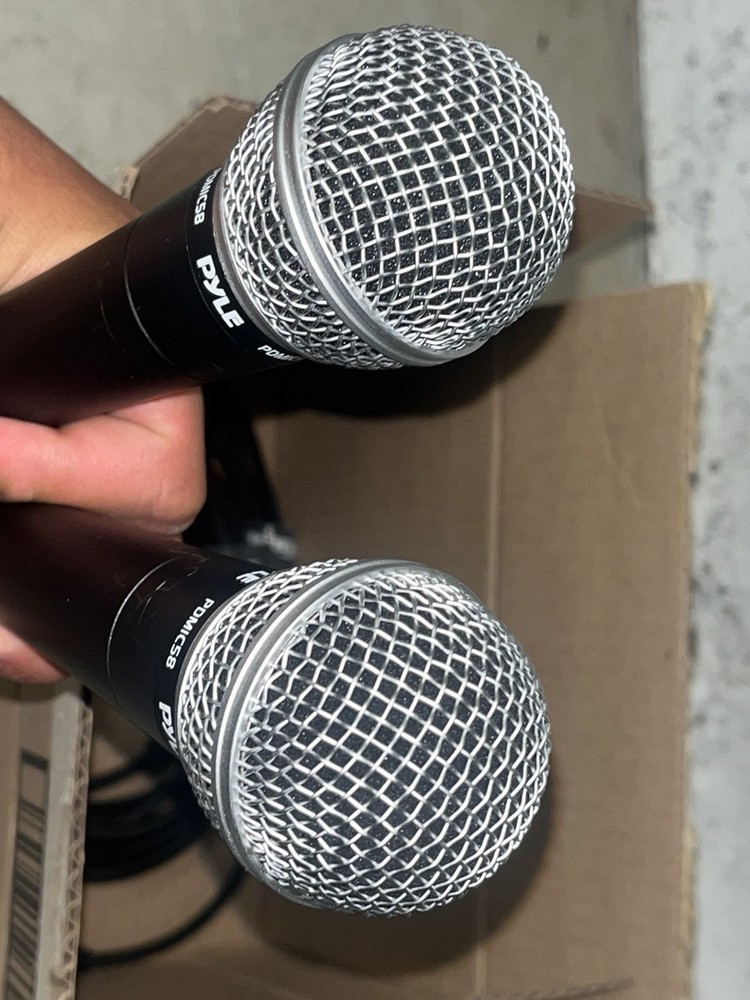 Pyle PDMIC58 Wired Handheld Microphone Pair with XLR Cables, Black/Silver