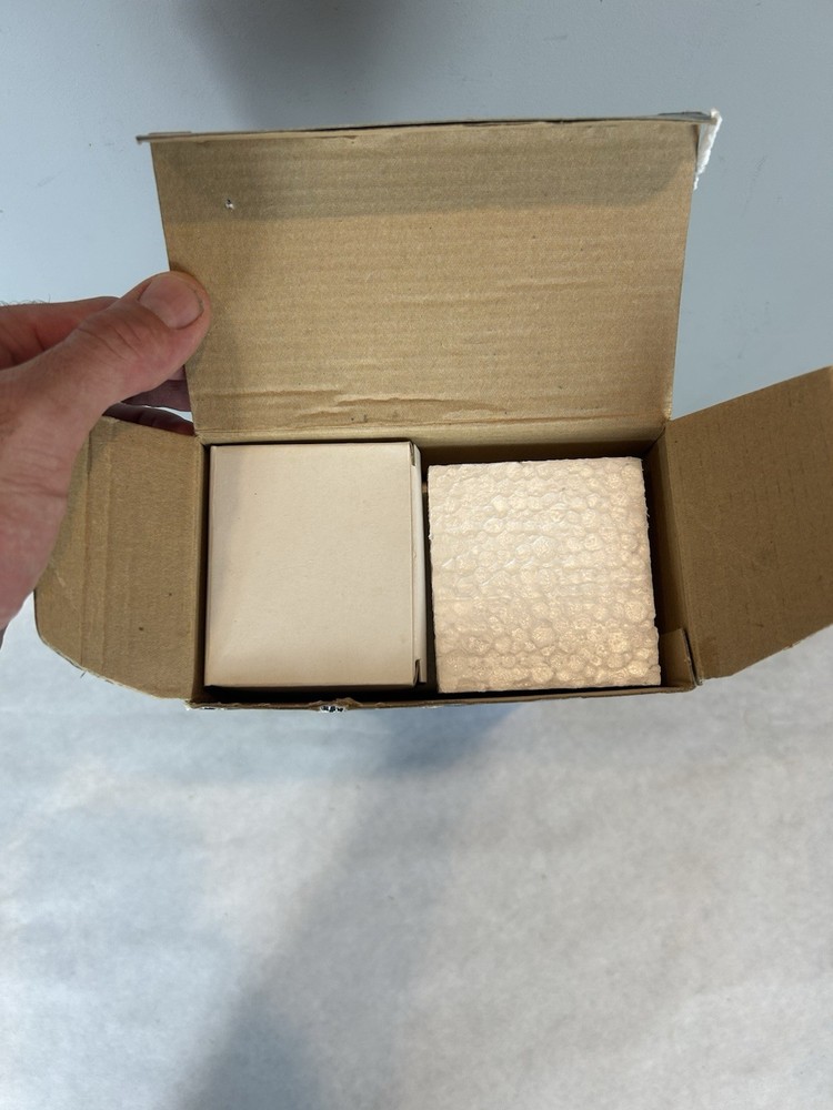 WTM VHS Video Rewinder with AUTO STOP & EJECT Model 911A AC Powered New Box