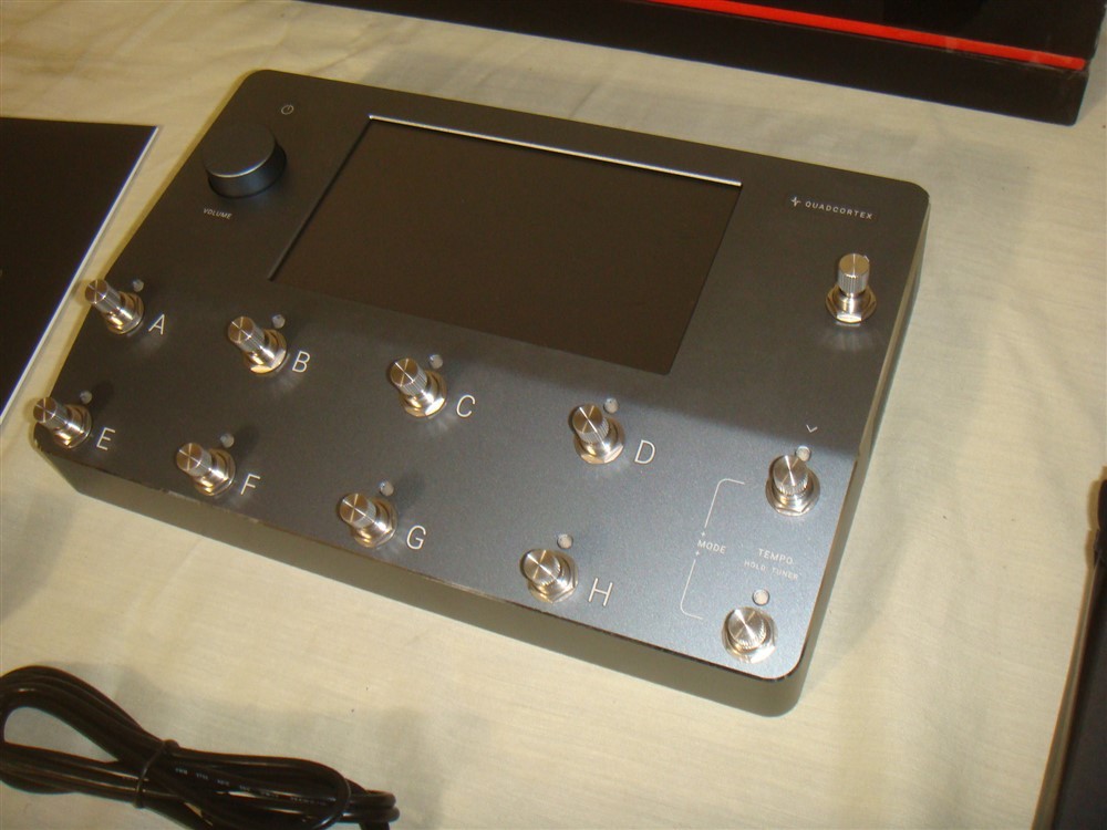 NEURAL DSP QUAD CORTEX DIGITAL AMP MODELING MULTI-EFFECTS FLOORBOARD W LOOPER