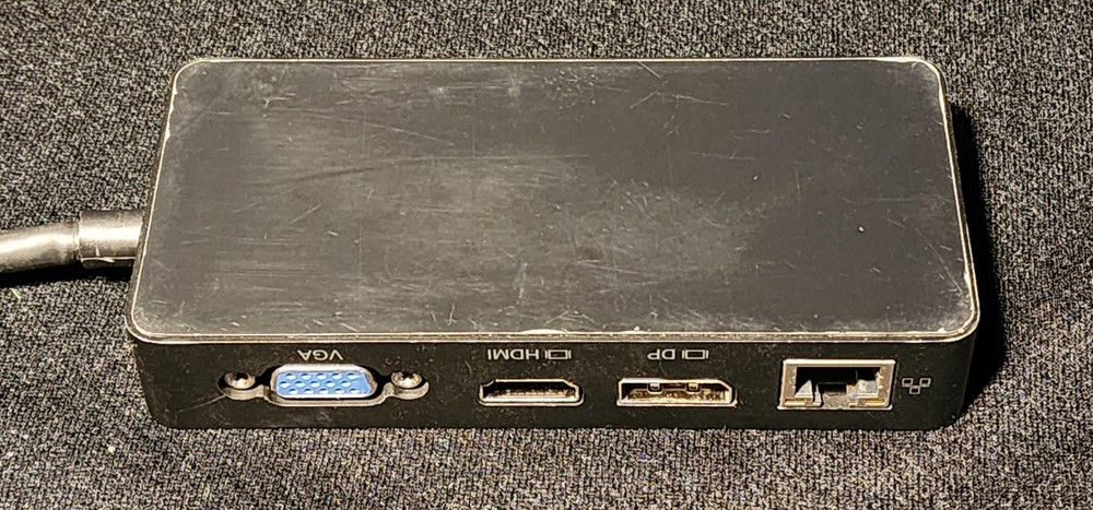 Surface Docking Station SH701