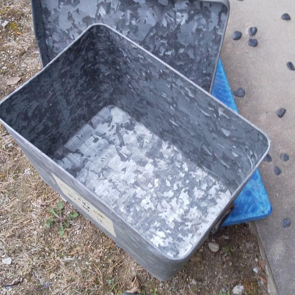 Showa Retro Tin Can Storage Can