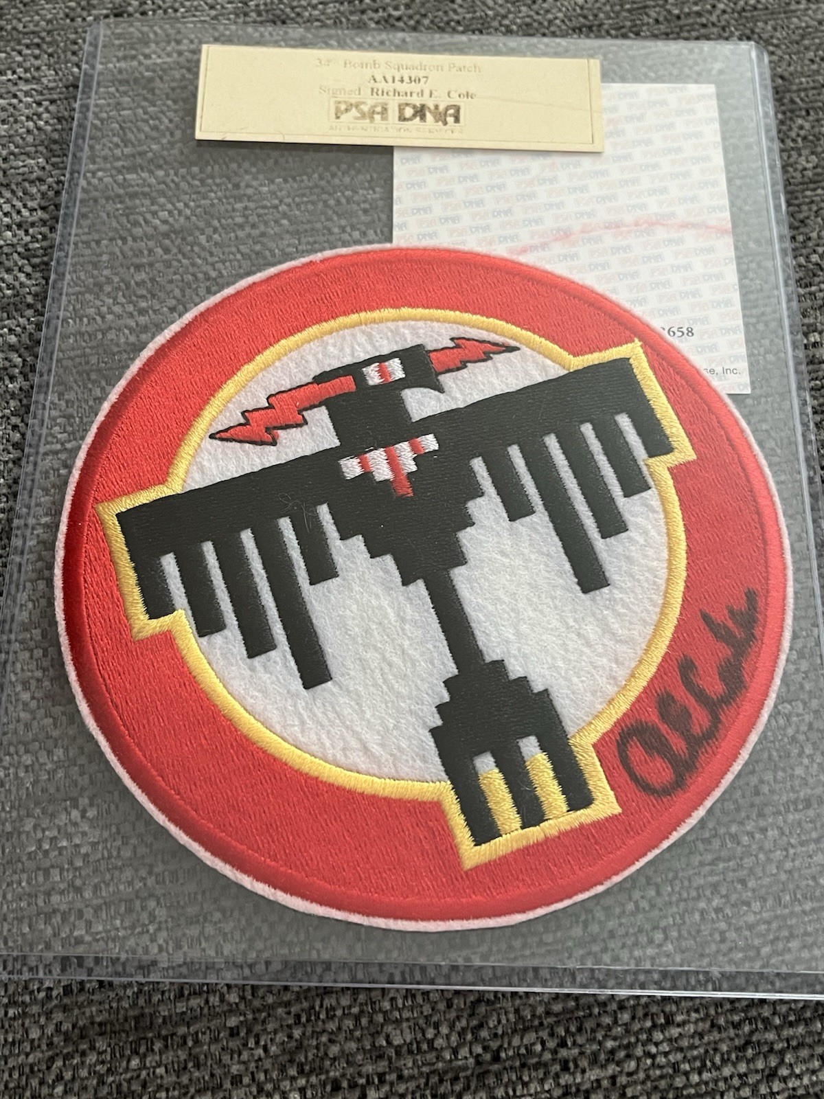 PSA RICHARD COLE SIGNED 14th BOMB SQUADRON PATCH