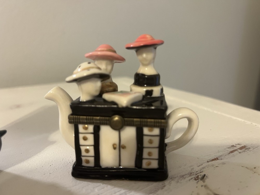 Tiny Teapots Trinket boxes