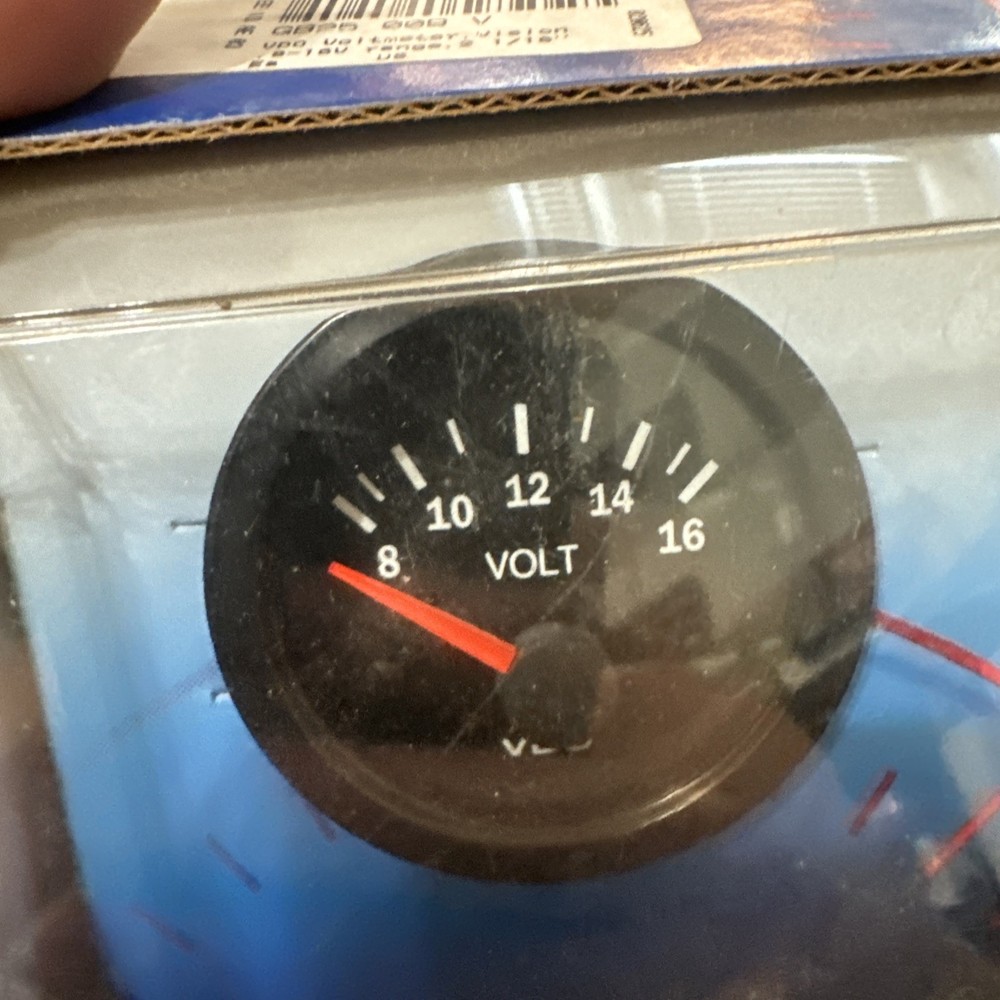 VDO Vision Black 12v Voltmeter #332-103