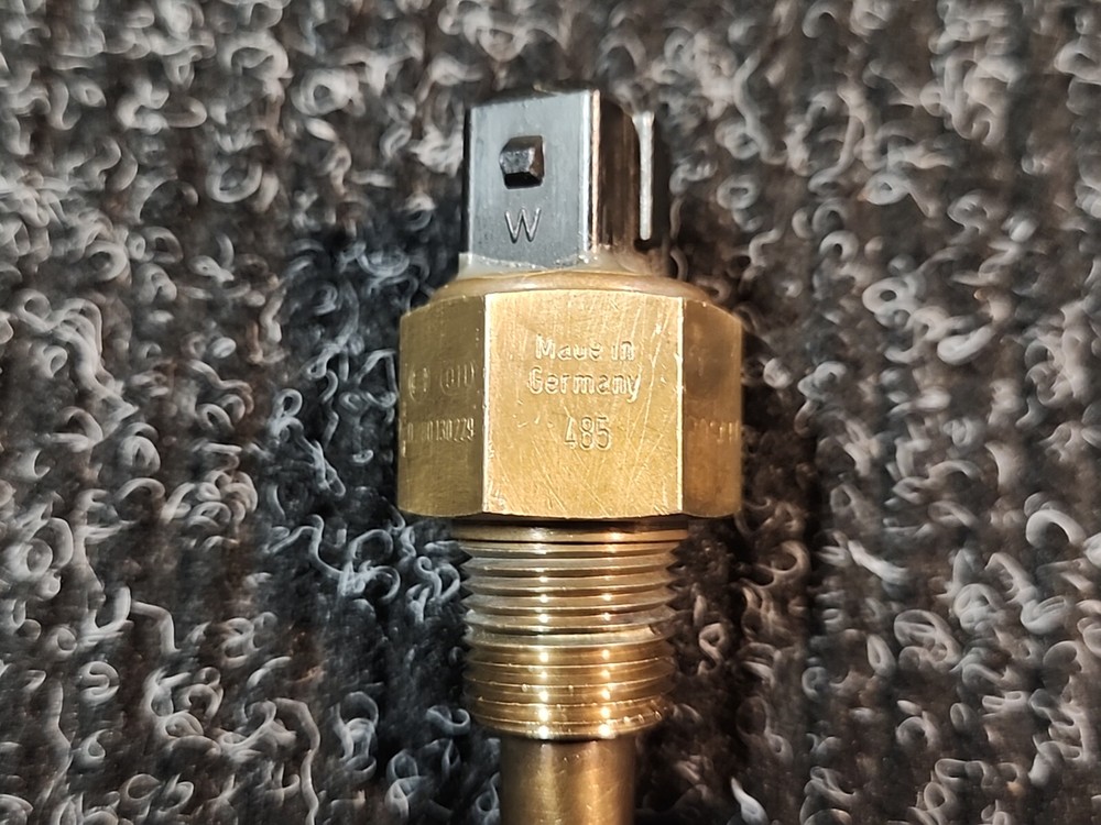 1985-1988 TPI TEMPERATURE TIMER SWITCH COLD START INJECTOR COOLANT SENSOR CSI