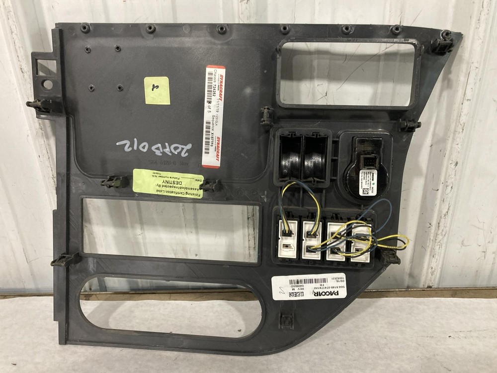2013-2022 Peterbilt 579 SWITCH Dash Panel - Used | P/N S6461280