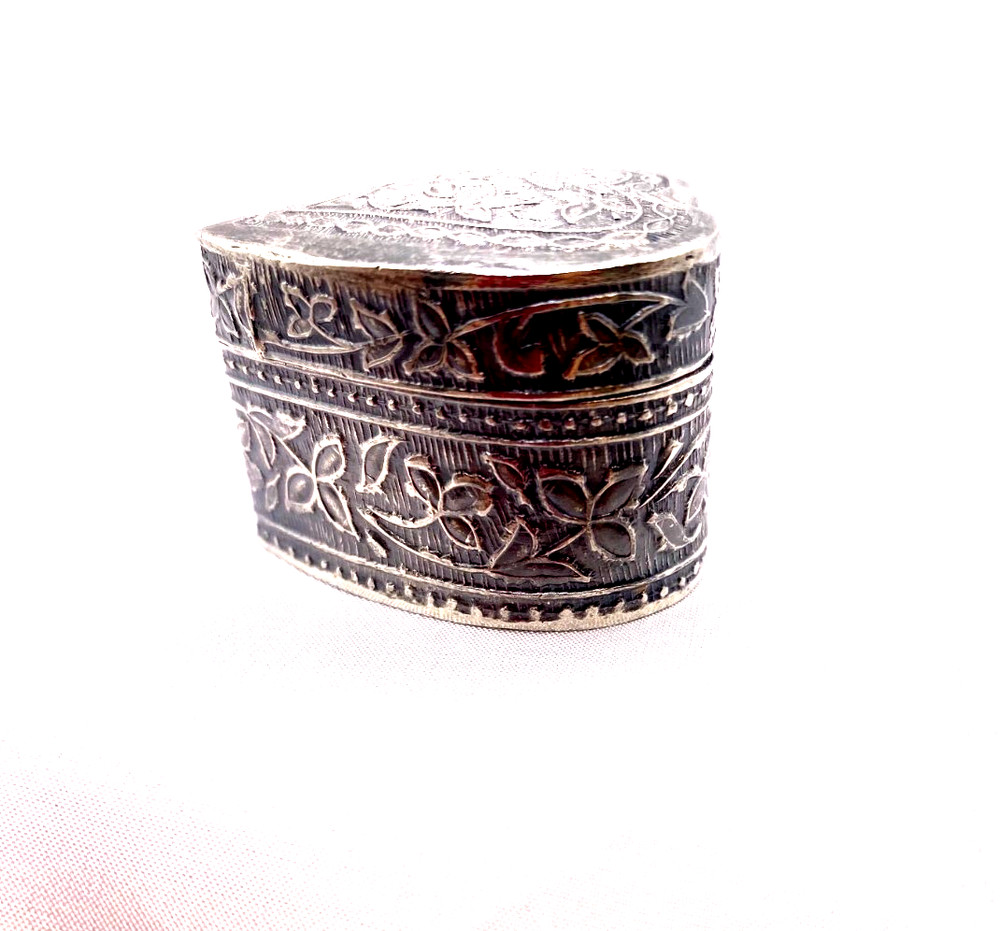 Vintage silver etched heart shaped box