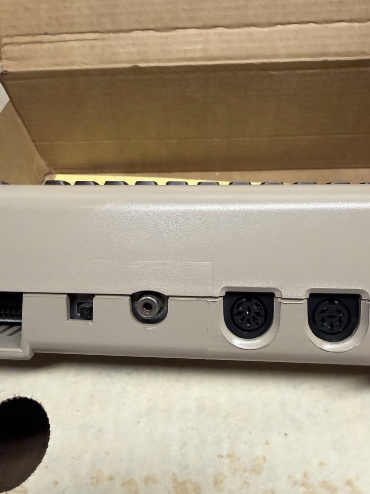 VINTAGE 1992 Commodore 64 C64 Breadbin Computer System - Cosmetic Damage -