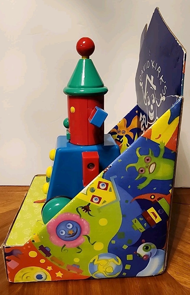 David Kirks Fun House Robo Bobo Pull Toy