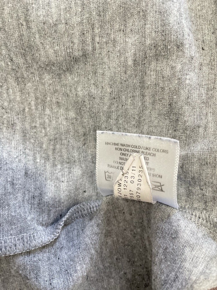 Under Armour Heatgear Tshirt Size M Grey