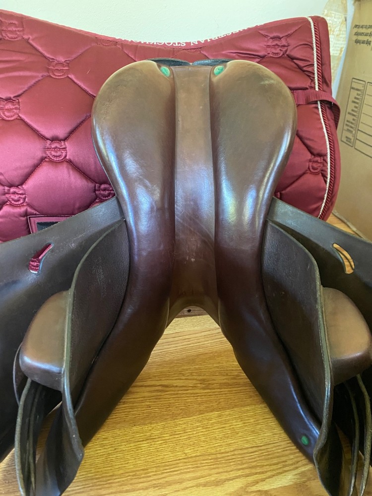 Equipe Emporio 17.5 saddle