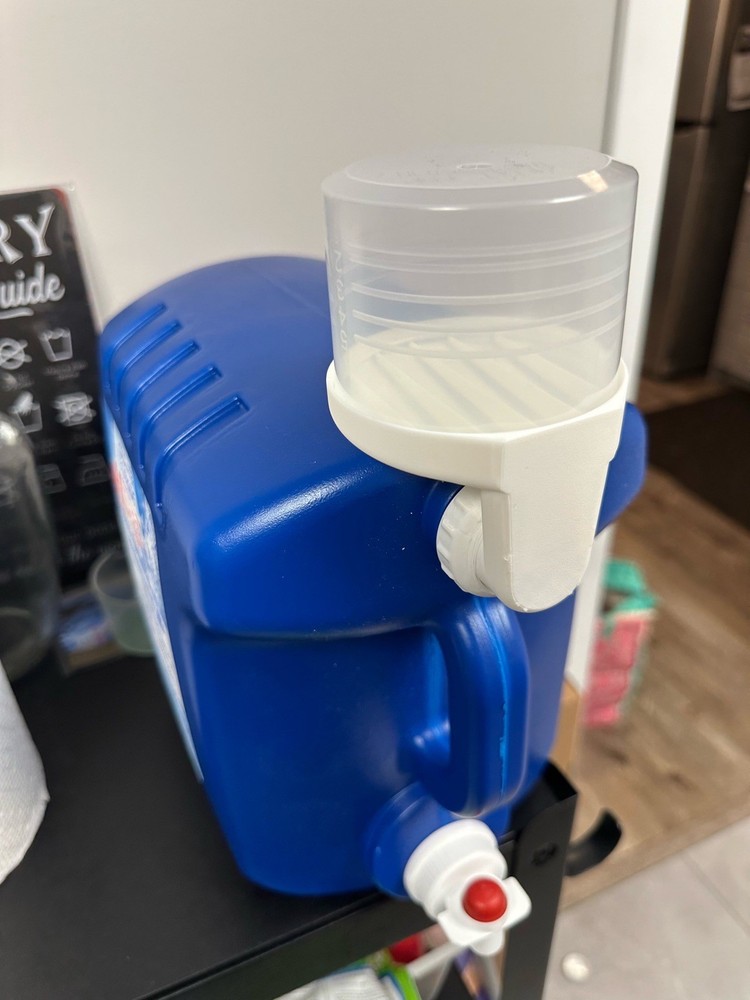 Laundry Detergent Cup Holder & Drain