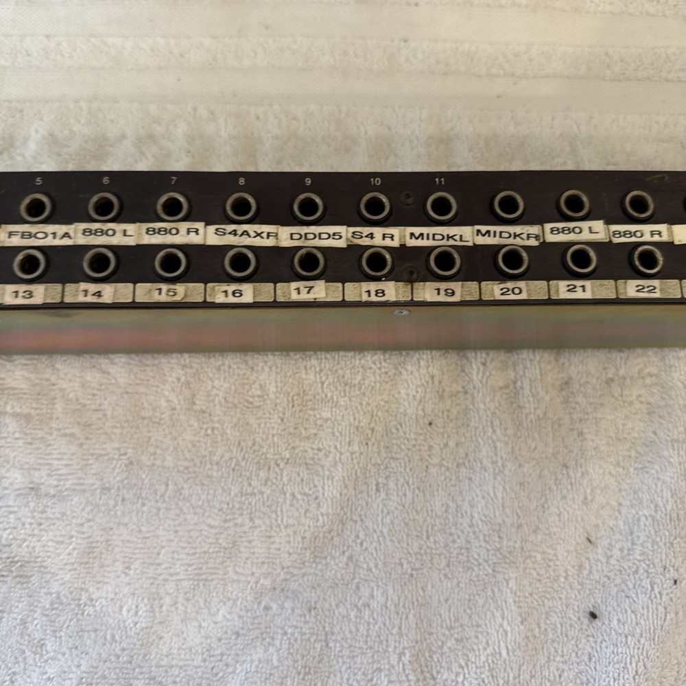 Furman PB-40 Patch Bay Signal Processing Rack Mount