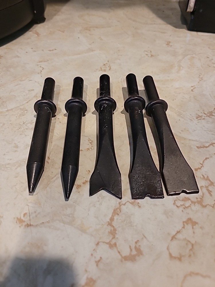 Pneumatic 5 Piece Chisel Set. 5”. Unbranded