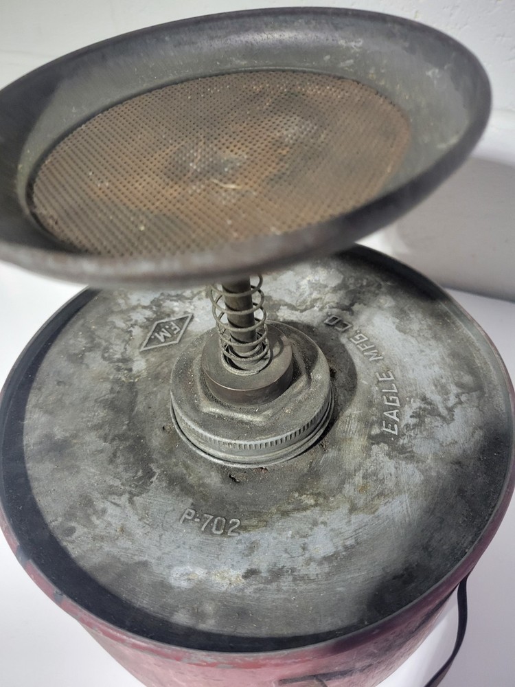 Eagle Mfg P702 Plunger Can