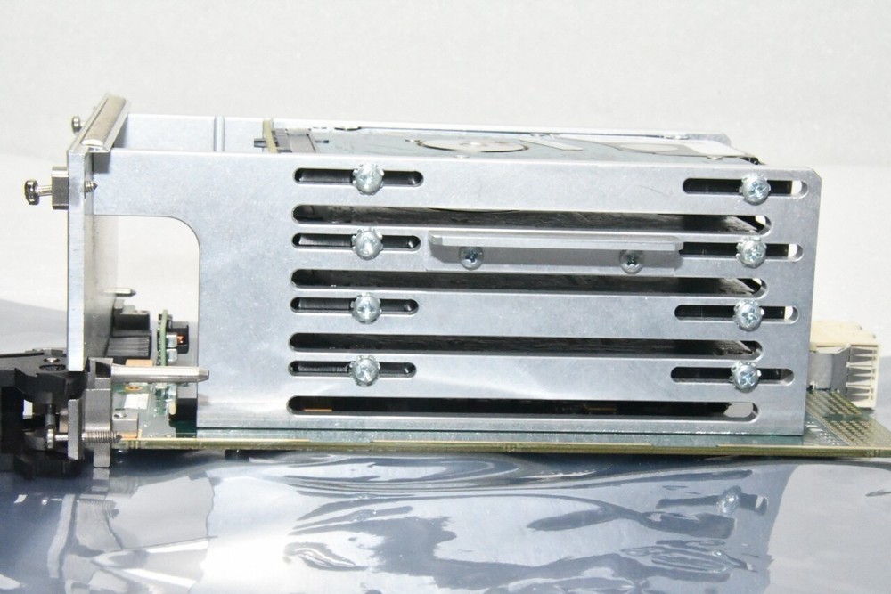 National Instruments NI 8260 4-Drive Storage Module