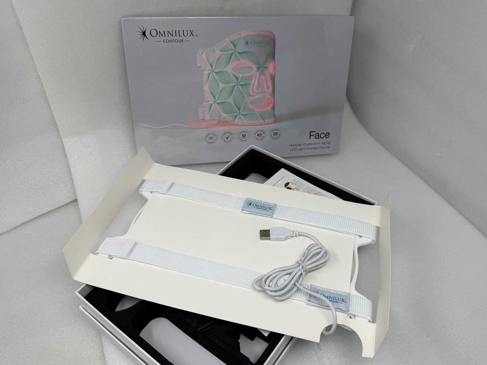 OMNILUX CONTOUR WOMEN FACE ANTI-AGING LED LIGHT THERAPY MASK - [FULL KIT / READ]