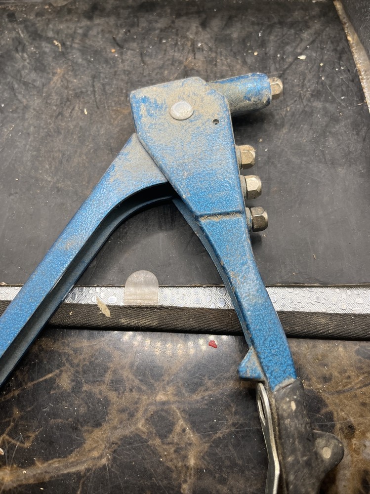 rivet tool blue. AD