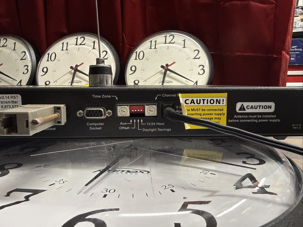 Primex Wireless FM-72 1-Watt Transmitter With 10 Working Clocks