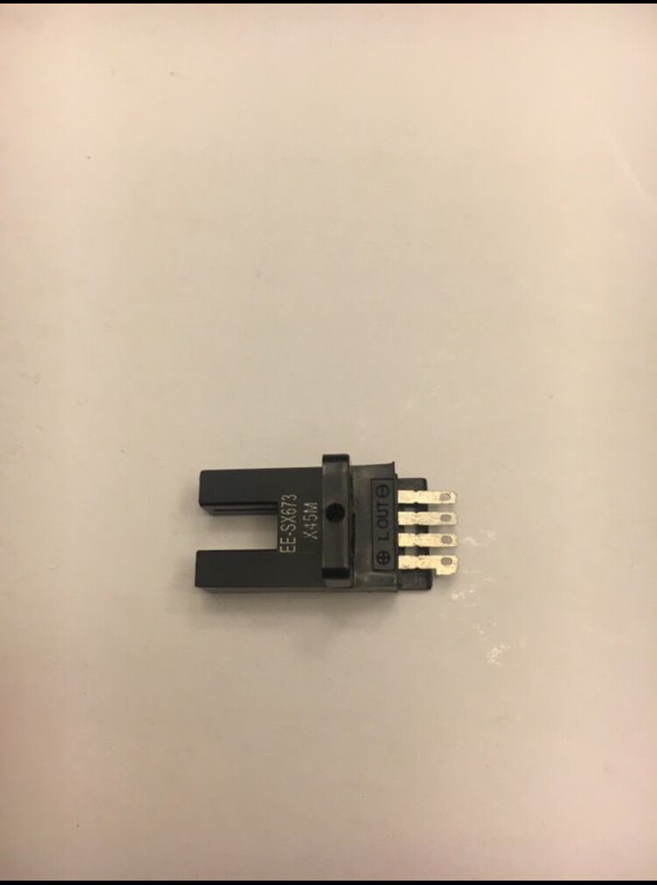 Photo MicroSensor By Omron EE-SX673 X45M