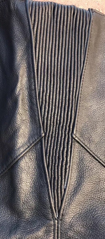 Harley Davidson Womens Black Leather Chaps. Size S, New Never Worn