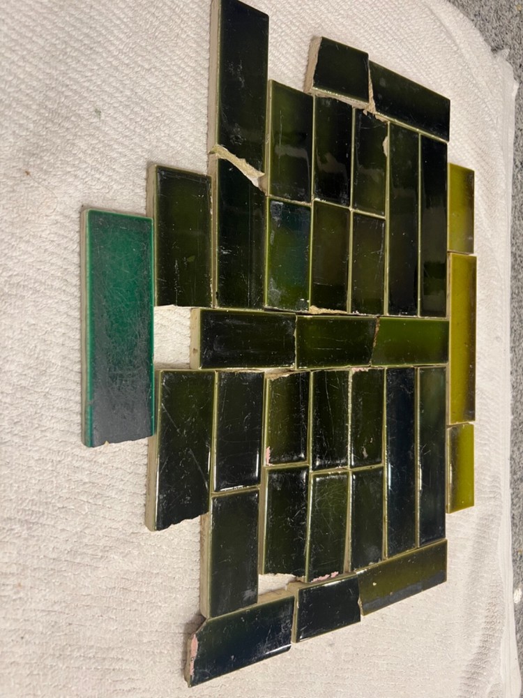 35 ANTIQUE FIREPLACE TILE SOLID GREEN, 3 greens