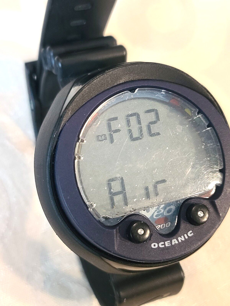 Oceanic Veo 200 Dive Computer - Scuba Diving - New Battery.